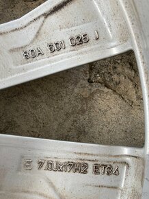 ALU kola se zimní pneu 235/65 R17. - 7