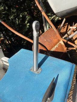 Motorový člun 5,5 metrů - 7