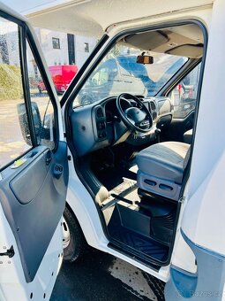 OBYTNÝ AUTOMOBIL FORD TRANSIT 2.8 NOVÁ CENA - 7