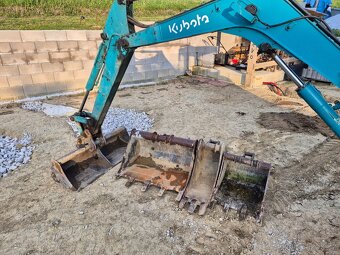 Minibager KUBOTA U-35 - 7