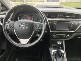 Toyota Auris kombi 1.6VVT-i 97kW - 7