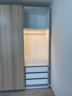 Šatní skříň Ikea - 7