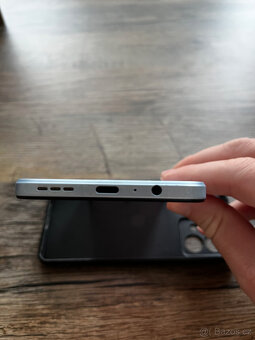 Motorola G84 | 12 GB RAM / 256 GB v záruce + skla + 33W nab. - 7
