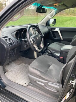 Toyota Land Cruiser 150 - 7