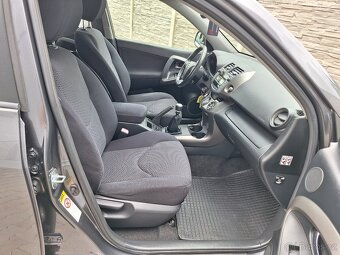 Toyota Rav4, 2,2D4D,110kW, nové vstřiky, tažné - 7