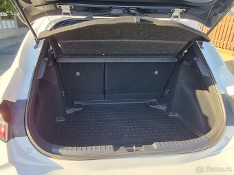 Toyota Corolla - hatchback - 7