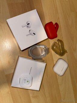 Apple AirPods Pro 1 bezdrátové nabíjení - 7