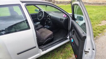 Volkswagen golf 1.6 benzin - 7