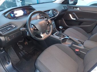 Peugeot 308 SW II 1.2 81kW 47tkm Virtual - Zálohováno - 7