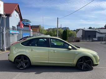 Ford Focus, 1,6 85 KW, GHIA - 7