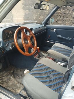 Mercedes w123d - 7