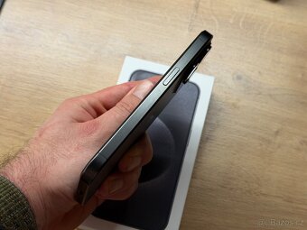 Iphone 15pro 256gb černý titan - 7