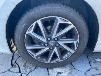 Toyota Yaris 1.5. 92 kW, man.pr. 04/2022 25 000 km - 7