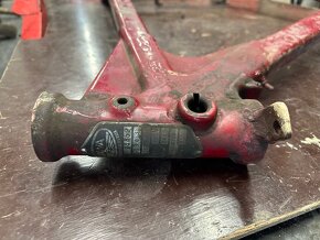 Predám RÁM, kostra motocyklu JAWA 250/353, krivý - 7