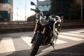 Yamaha FZ8N - 7