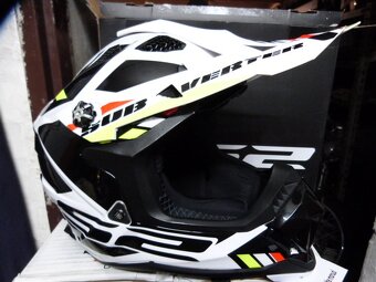 Helma na motorku - 7