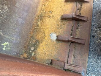 Čelní lopata volvo L45,50,60 - 7