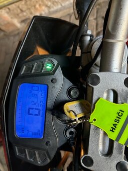 Yuki 125 SRi - 7