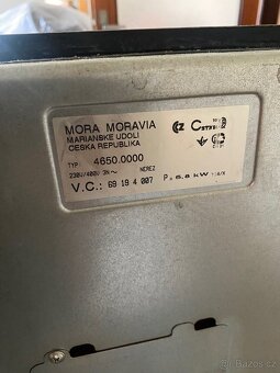 Sklokeramicka varna deska s vystavnou troubou - 7