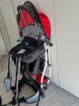 Turistická krosnička Chicco Caddy - 7