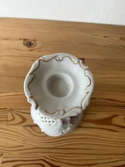 Porcelánový zdobený svícen - 7