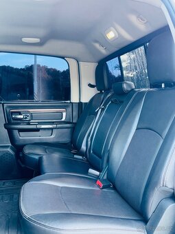 Dodge Ram 1500 Laramie Crew Cab - 7