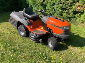 Zahradní traktor Husqvarna - 7