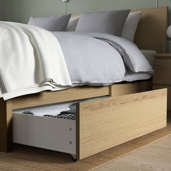 Ložnice malm ikea - 7