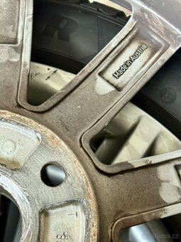 Zimní sada Audi R18 245/45 GOODYEAR - 7