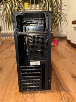 PC skříň / case Spire Supreme 1614 – jako nová, ATX / mATX - 7