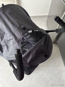 Golfový kočárek Lionelo Elia - 7