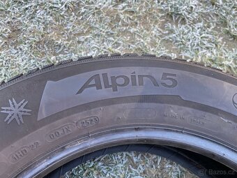 Michelin 215/65R17 zimní - 7