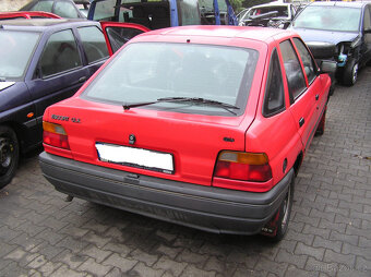 Ford Escort - použité náhradní díly z tohoto vozu levně - 7