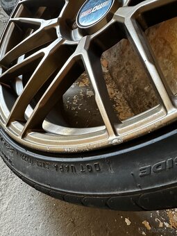 Motec MCR3 5x112 R19 - 7