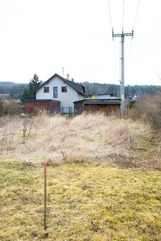 Prodej stavebního pozemku 673 m2 blízko Plzně - 7