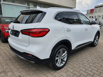 MG EHS PHEV Luxury 1.5 190kW - záruka Autodraft - - 7