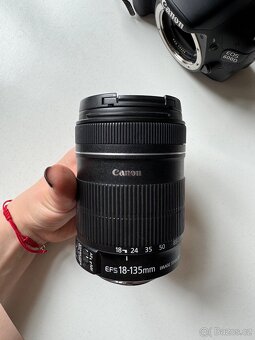 Prodám Canon EOS 600D + objektiv 18-135mm IS + Príslušentsví - 7