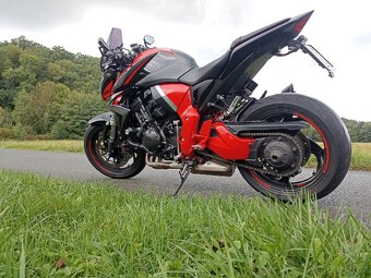 Honda CB1000R - 7