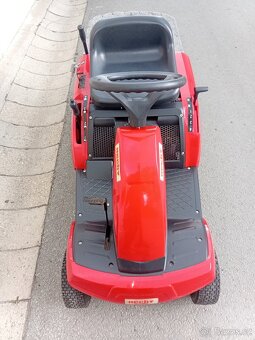 Prodám zahradní traktor Hecht 5162 - 7