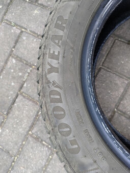 Prodám celoroční pneumatiky Goodyear 185/65 R15 88T - 7