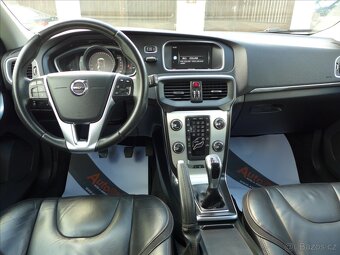 Volvo V40 2,0 D2 OCEAN RACE NAVI - 7