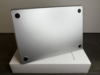 MacBook Air 15'' 2023 / M2 / 8GB / 512GB SSD / Kompletní b - 7