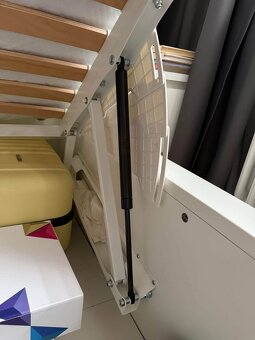 manželská postel IKEA Malm 180x200 cm s úložným prostorem. - 7