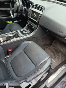 Jaguar XE 2.0D 132kw 4x4 2017 - 7