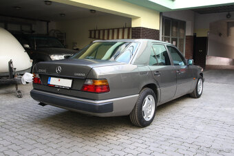 Mercedes-Benz 124 250D turbo - 7