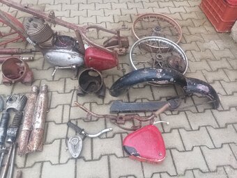 Jawa 250 pérák zbrojovka - 7