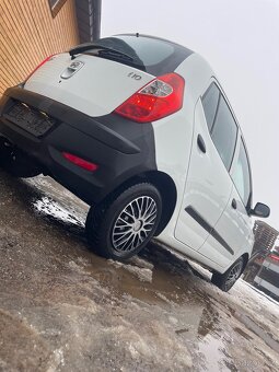 Hyundai i10 1.1 51kW - 7