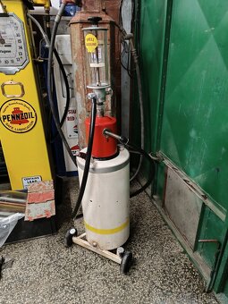 Benzínový stojan, čerpací vozík Shell 1960, dekorace - 7