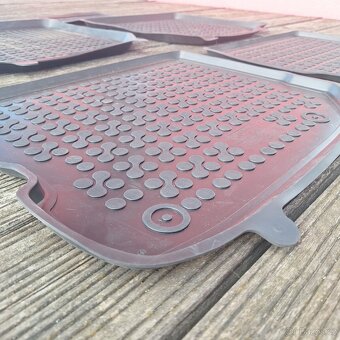 Gumové koberce do auta - 7