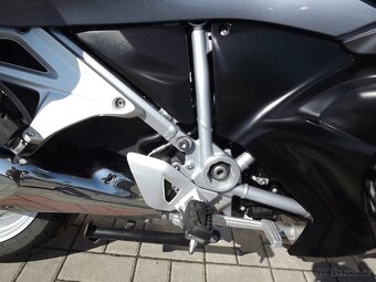 BMW R 1200RT LC - 7